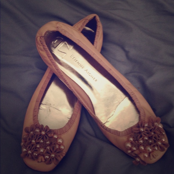 Etienne Aigner flats - Picture 1 of 2